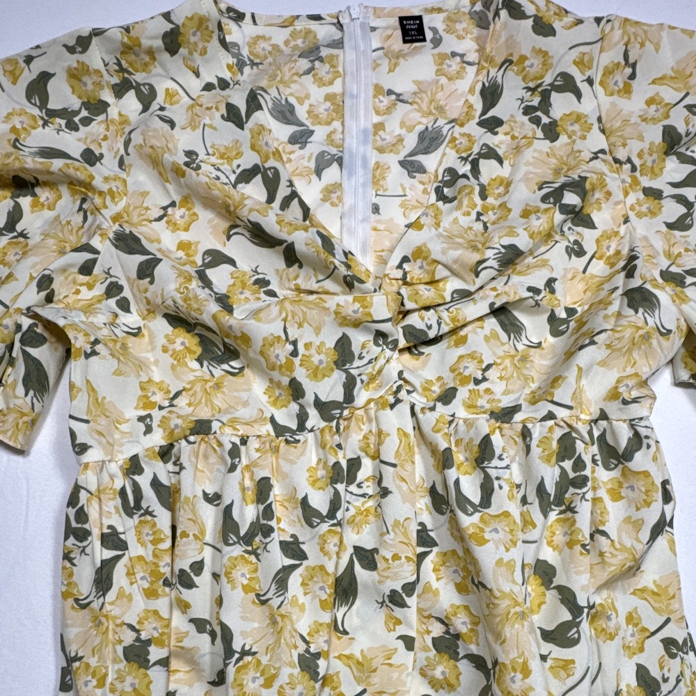 SHEIN CURVE Women's 1XL Cream/Yellow/Green Floral A-Line V-Neck Flutter Dress - Picture 6 of 11